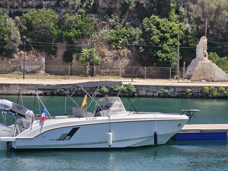 Location bateau Bénéteau Flyer 9 SPACEdeck à Saint-Cyprien sur Samboat