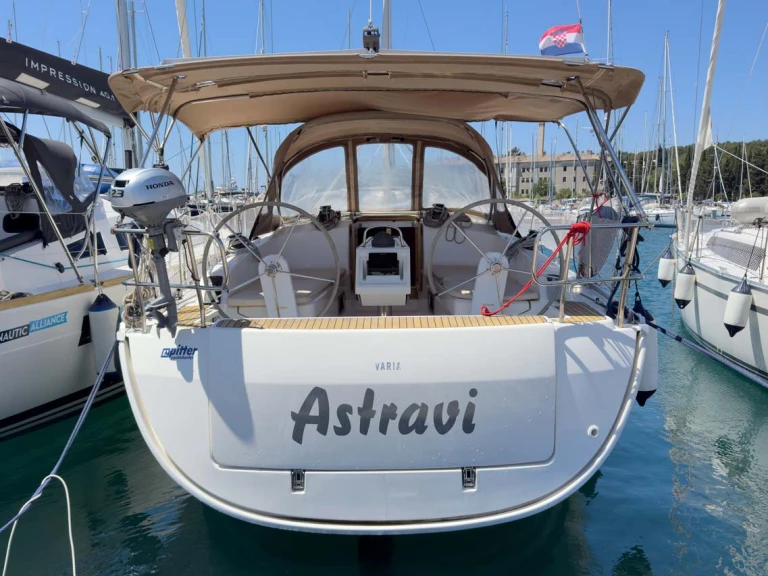 Location Voilier à Pula - Bavaria Cruiser 37