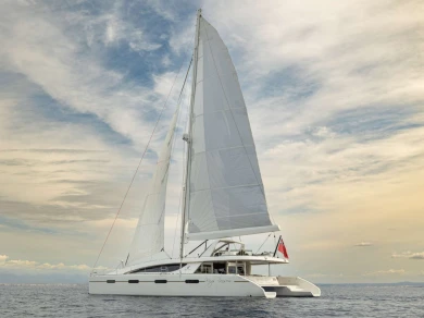 Matrix Yachts KINGS RANSOM in Naples on SamBoat