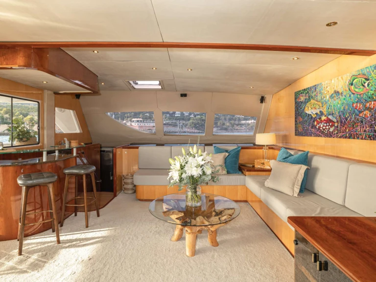 Louez un Matrix Yachts KINGS RANSOM à Naples
