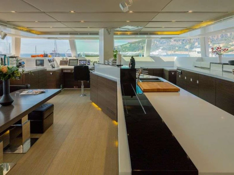 Louer Yacht avec ou sans skipper Sunreef à Provence-Alpes-Côte d'Azur