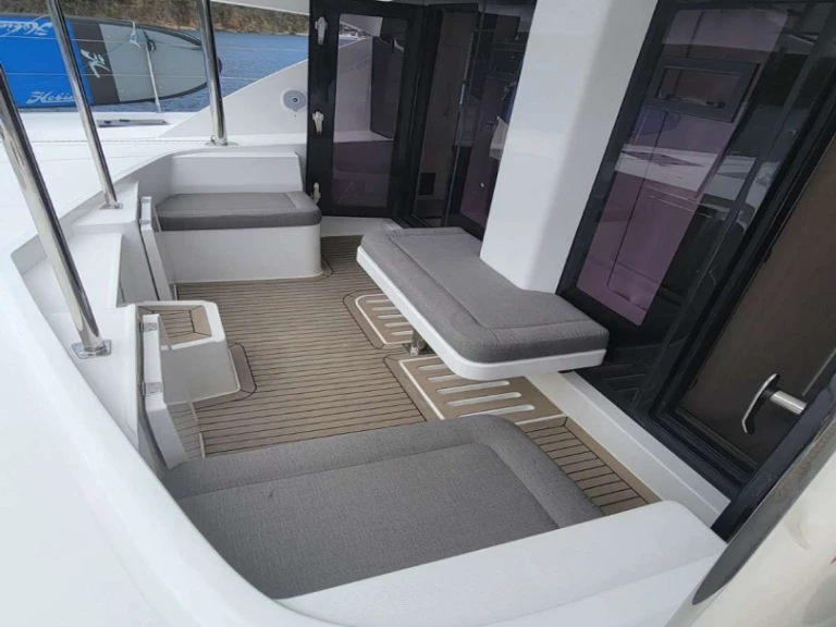 Location Yacht Leopard avec permis