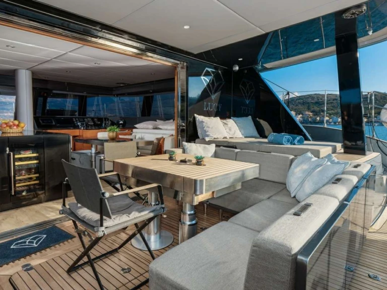 Location bateau Sunreef LUCY à Provence-Alpes-Côte d'Azur sur Samboat