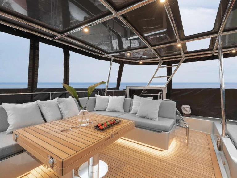 Louer Yacht avec ou sans skipper Sunreef à Provence-Alpes-Côte d'Azur