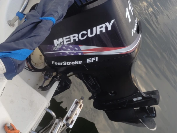 Location Bateau à moteur Quicksilver avec permis