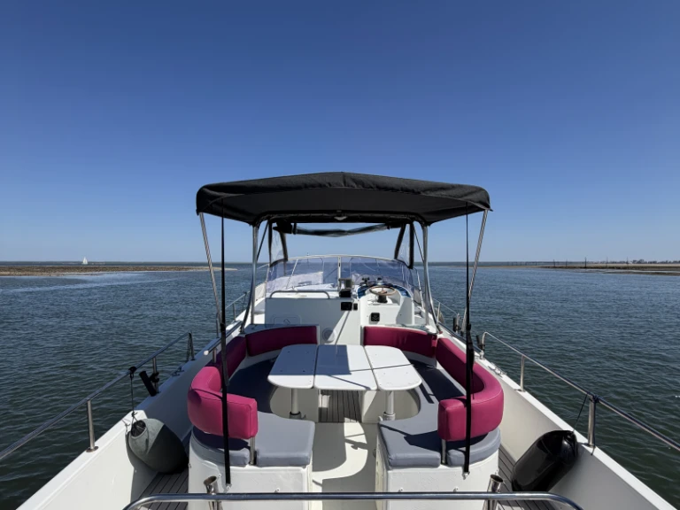 Location bateau Arcachon pas cher Beacher 840