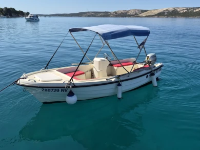 Rent a Adria 500 M Sport Novalja