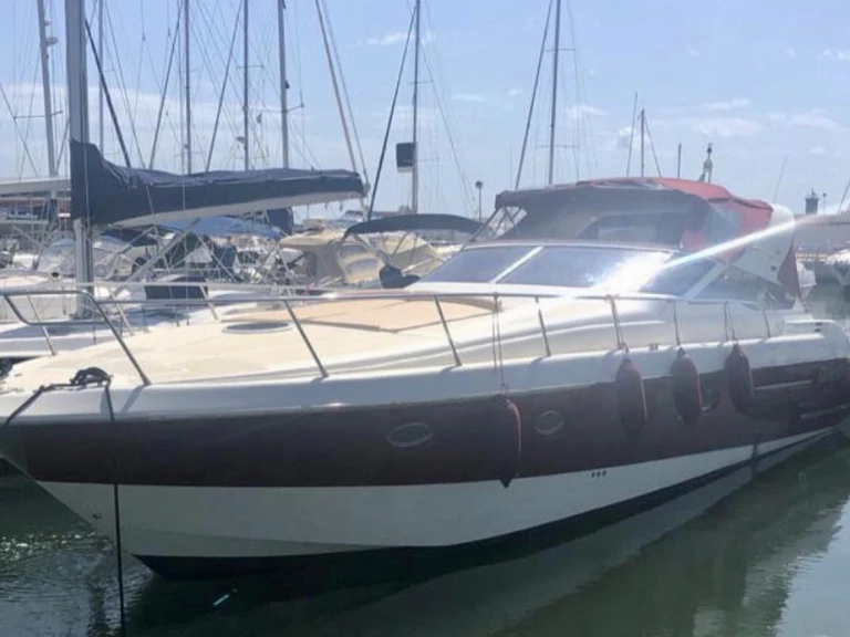 Louez un Giorgi-Marine Must 45 à Italie
