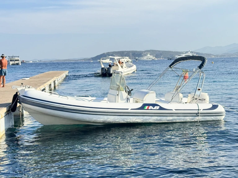 Location bateau Quicksilver Activ 595 Cruiser à Porto San Paolo sur Samboat