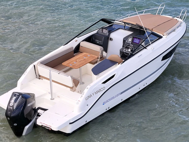 Location bateau Quicksilver Activ 755 Cruiser à Hyères sur Samboat