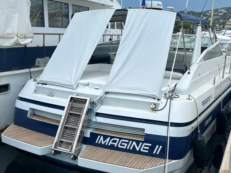 Bateau à moteur à louer à Golfe-Juan au meilleur prix