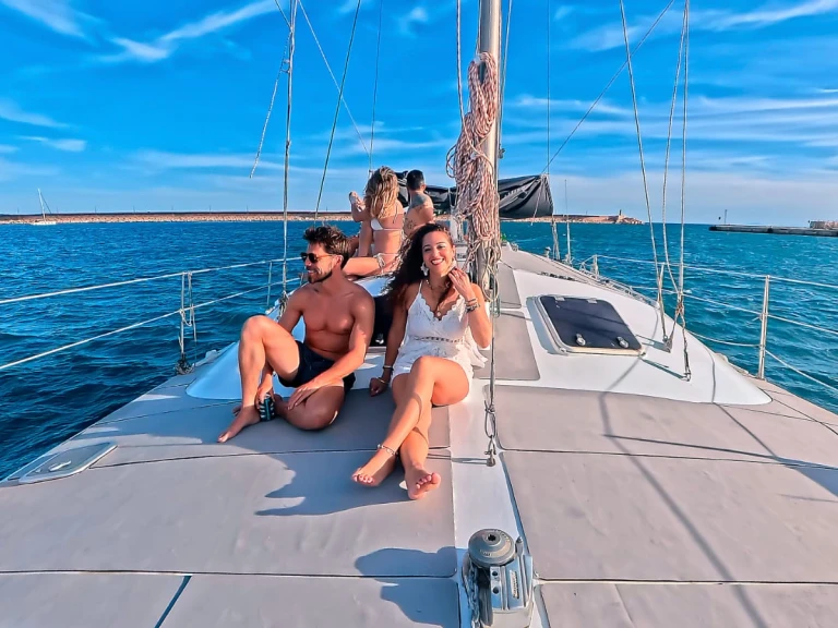 PEDRET ARNERO ENRIQUE CATAMARÁN a louer à Torrevieja