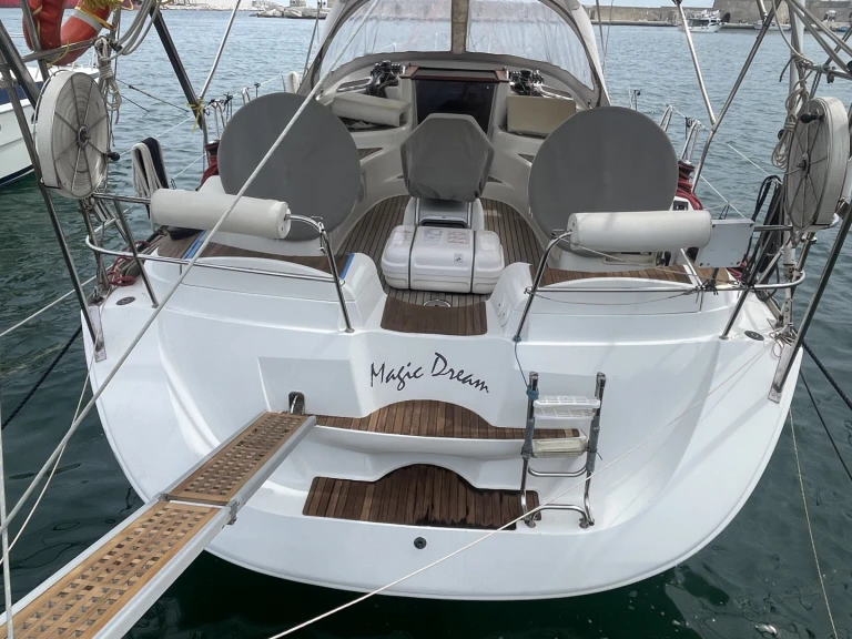 Louer Voilier avec ou sans skipper Jeanneau à Porto Monopoli