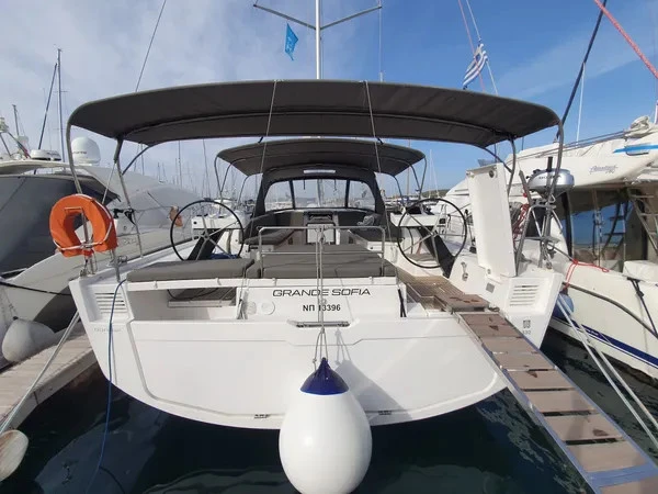 Location à Paros (Ile) - Dufour Dufour 530 sur SamBoat