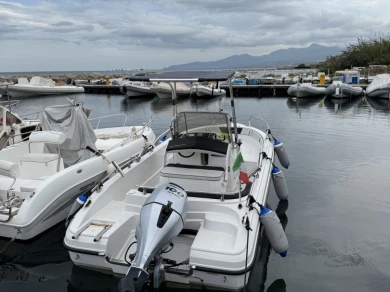 Noleggio barche Ranieri Voyager 19 S a Termini Imerese su Samboat