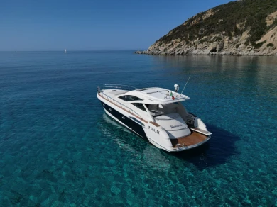 Alquiler de embarcaciones Giorgi Ht46 enVillasimius en Samboat