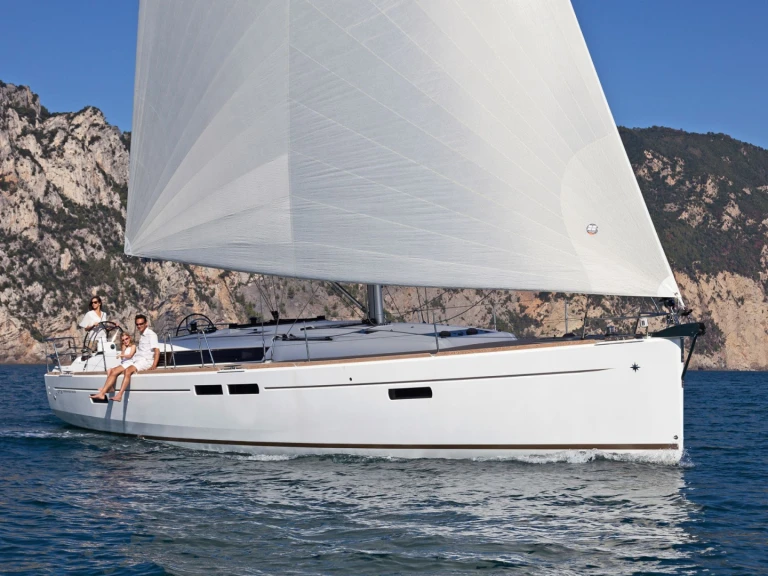 Location bateau Rhodes (Ville) pas cher Sun Odyssey 479