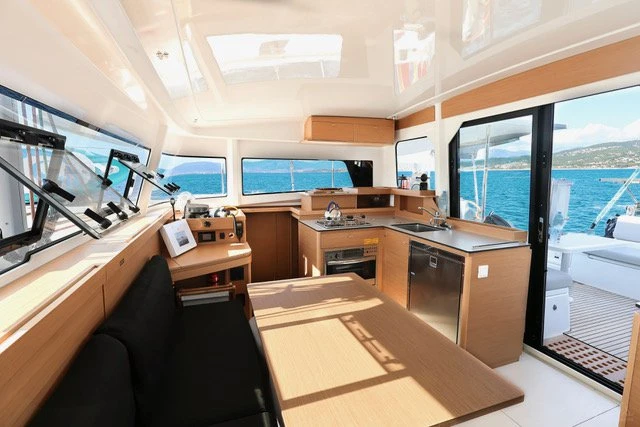 Louer Catamaran avec ou sans skipper Excess à Ajaccio
