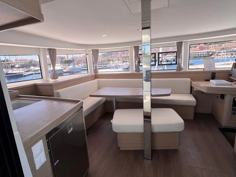 Louer Catamaran avec ou sans skipper Lagoon à Ajaccio