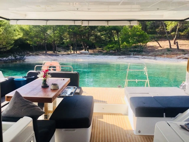 Location bateau Ajaccio pas cher Lagoon 52