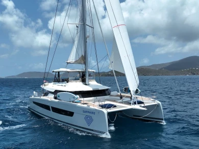 Wynajem Luksusowy jacht Fountaine Pajot z patentem 