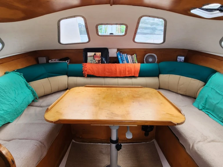 Location bateau Fountaine Pajot Louisiane 37 à Sainte-Anne sur Samboat