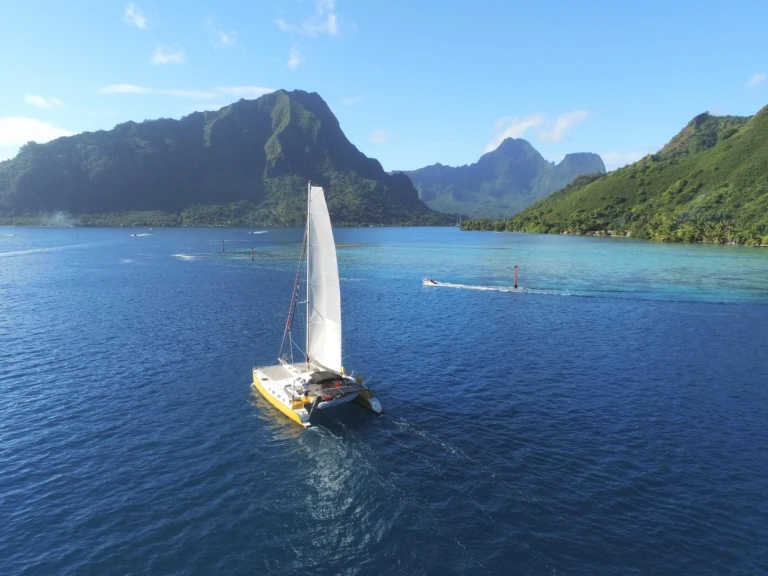 Location Catamaran Outremer avec permis