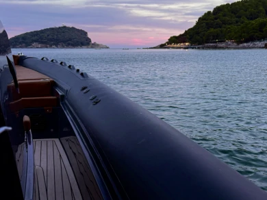 RIB rental in La Spezia - Pajara 28