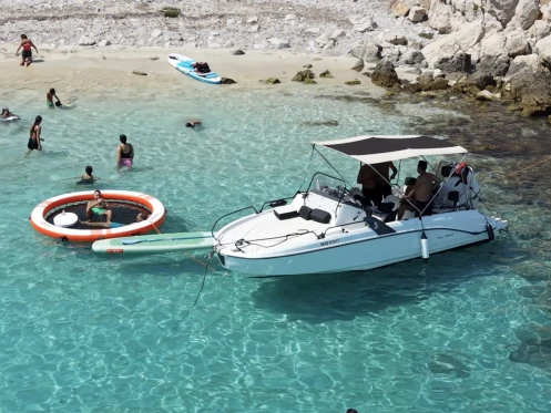 Location Bateau à moteur à France - Bénéteau Flyer 6.6 SUNdeck