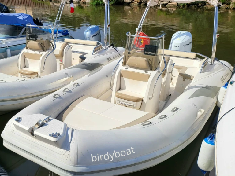 Location bateau Hyères pas cher Tempest 626
