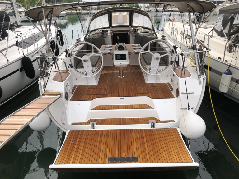 Bavaria Cruiser 46 a louer à Lefkáda