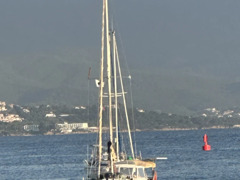 Location bateau L'Estaque pas cher Fifty 27
