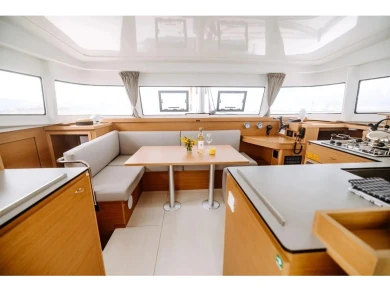 Catamaran for rent Gouviá at the best price