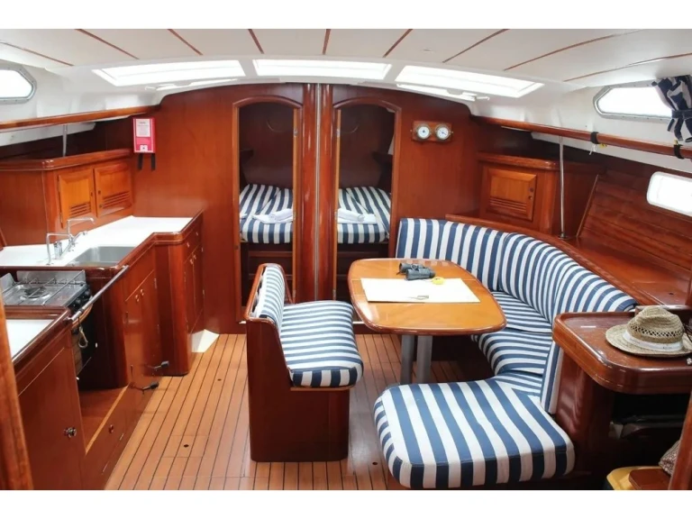 Location bateau Gouviá pas cher Oceanis 473