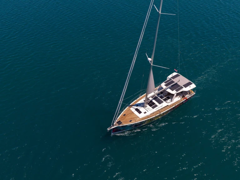 Location bateau Pirovac pas cher Hanse 590
