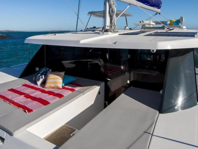 Location à Le Pirée - Leopard Leopard 42 sur SamBoat