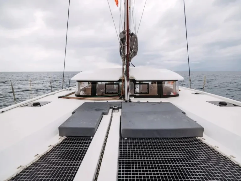 Location Catamaran à Gouviá - Excess Excess 11