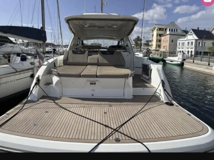 Location bateau Fréjus pas cher S45 ht