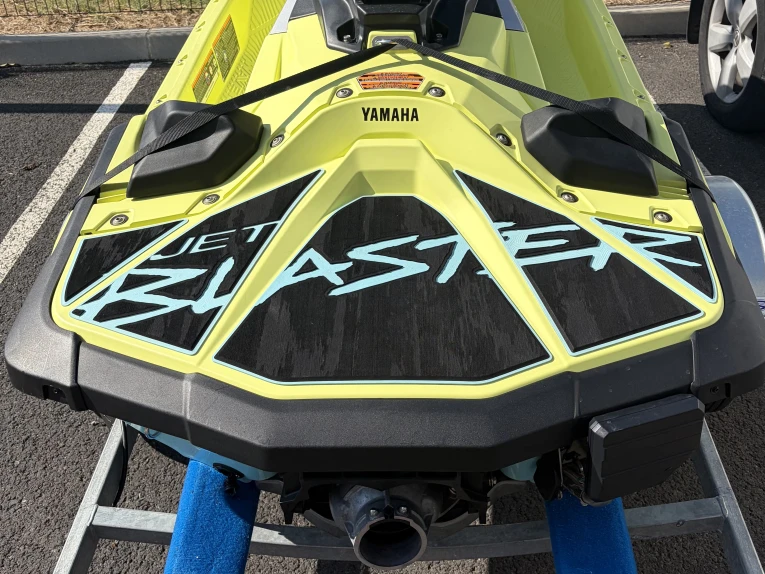 Jet ski à louer à Saint-Cyprien au meilleur prix