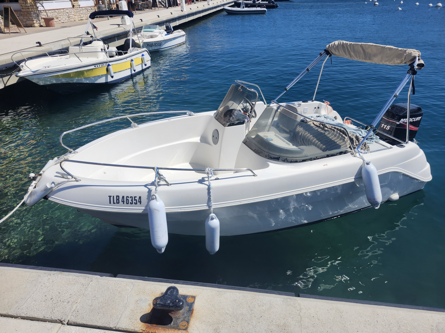 Location Bateau à moteur Quicksilver avec permis