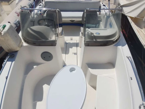 Bateau à moteur à louer à L'Estaque au meilleur prix