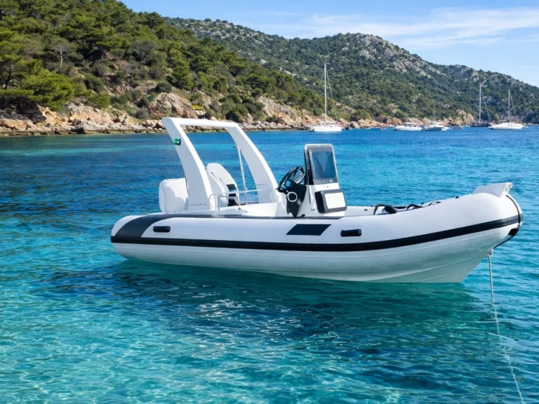 Louer Semi-rigide avec ou sans skipper Aquaforth à Fréjus