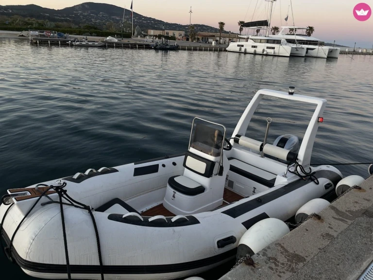 Location bateau Fréjus pas cher SP 480