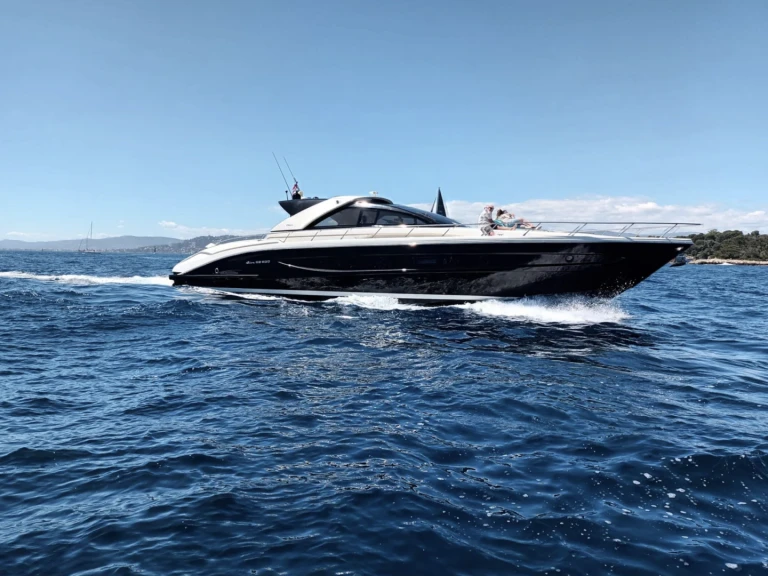 Location Bateau à moteur Monterey avec permis