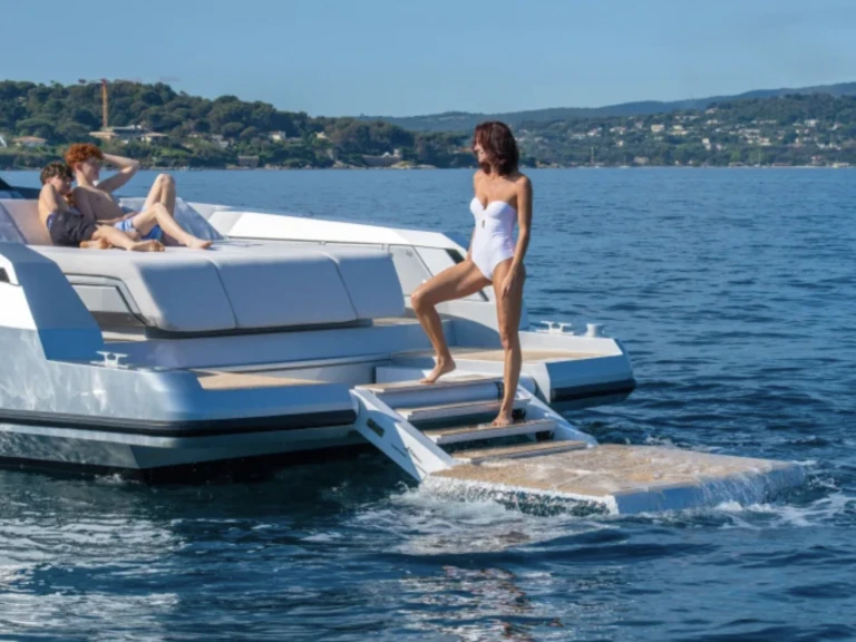 Location Yacht à Saint-Tropez - Santasevera 52