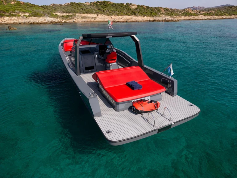 Location bateau MAORI 50 luxury à Porto Cervo sur Samboat