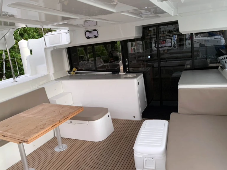 Catamaran à louer à Parham Town au meilleur prix