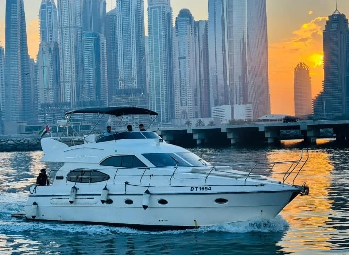 Louez un Al Shaali Marine AS 50 à Dubai Marina