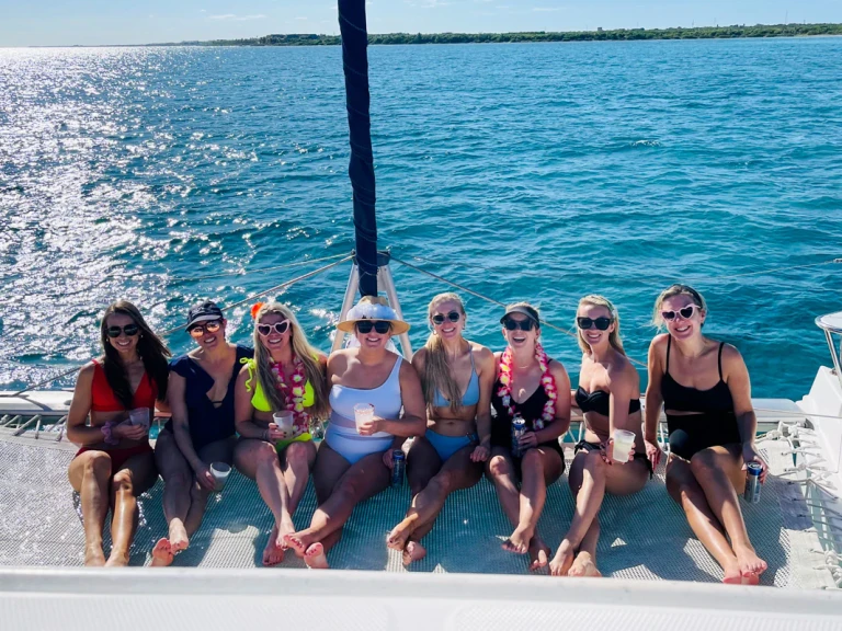 Location Catamaran Custom Made avec permis