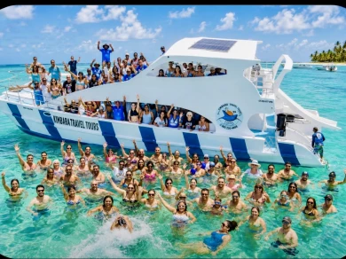 Alquiler de Catamarán, con o sin patrón Sea Ray Punta Cana
